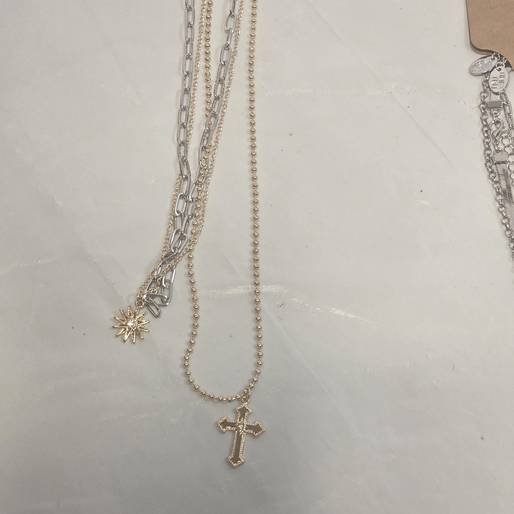 Source Unknown Two-Tone Layered Necklace Set with Cross and Star Charms